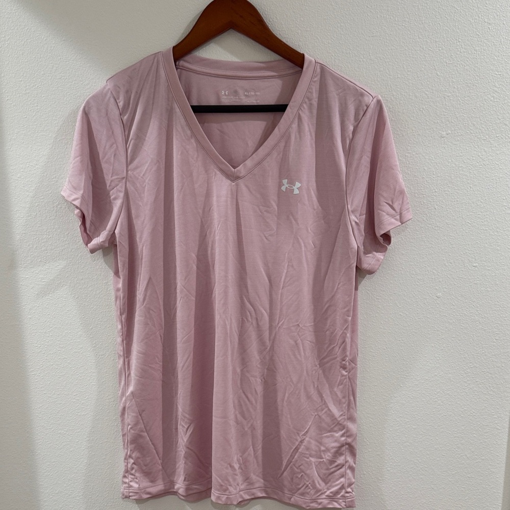 Under Armour Women's Light Pink V-Neck Tee